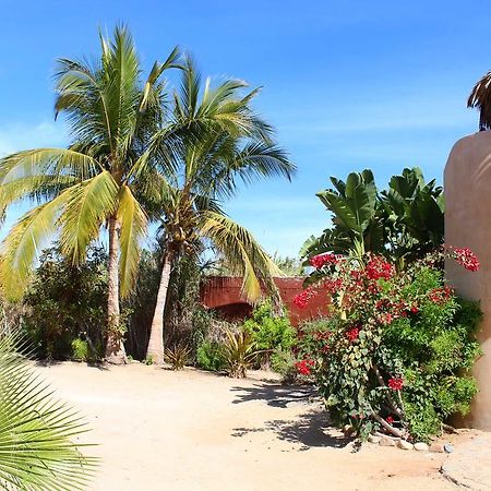 Flora Del Mar Todos Santos Exterior photo