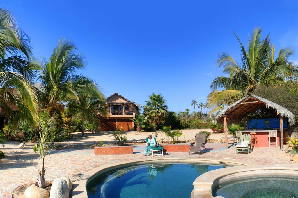 Flora Del Mar Todos Santos Exterior photo