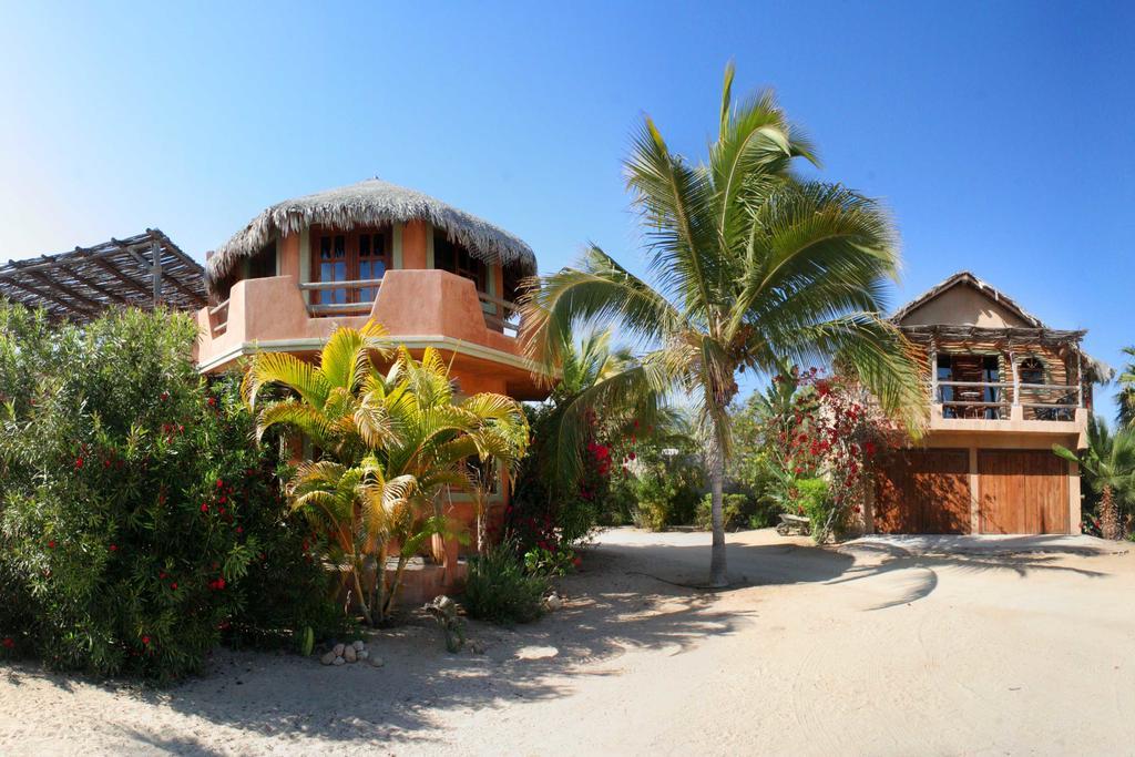 Flora Del Mar Todos Santos Exterior photo