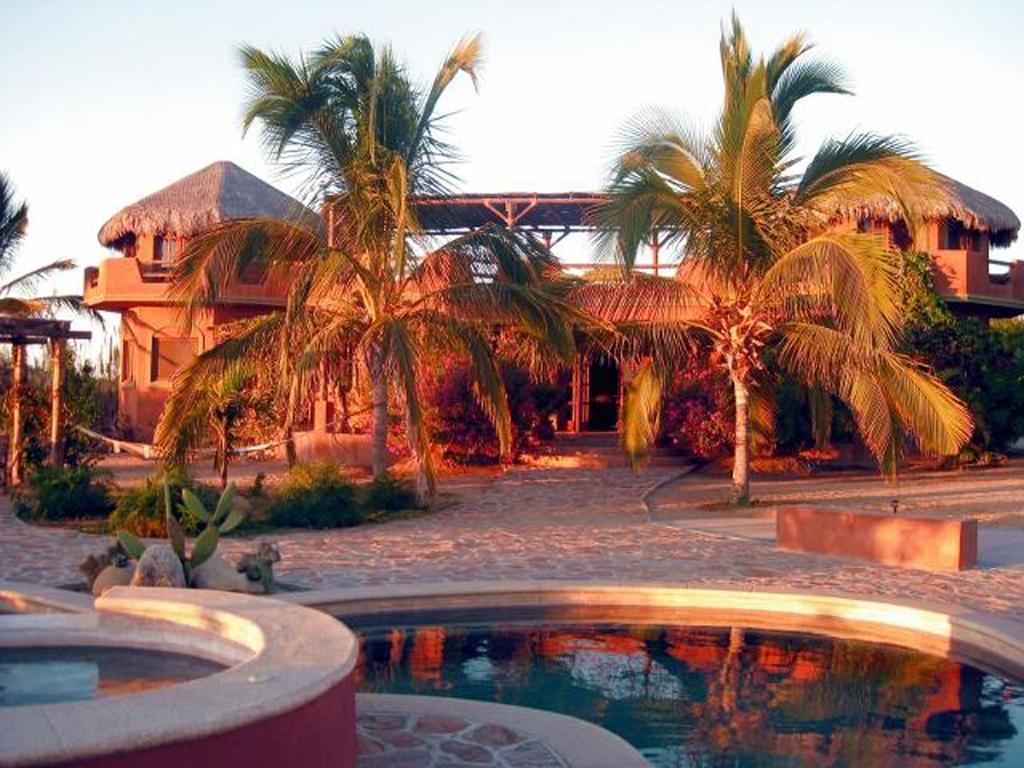 Flora Del Mar Todos Santos Exterior photo